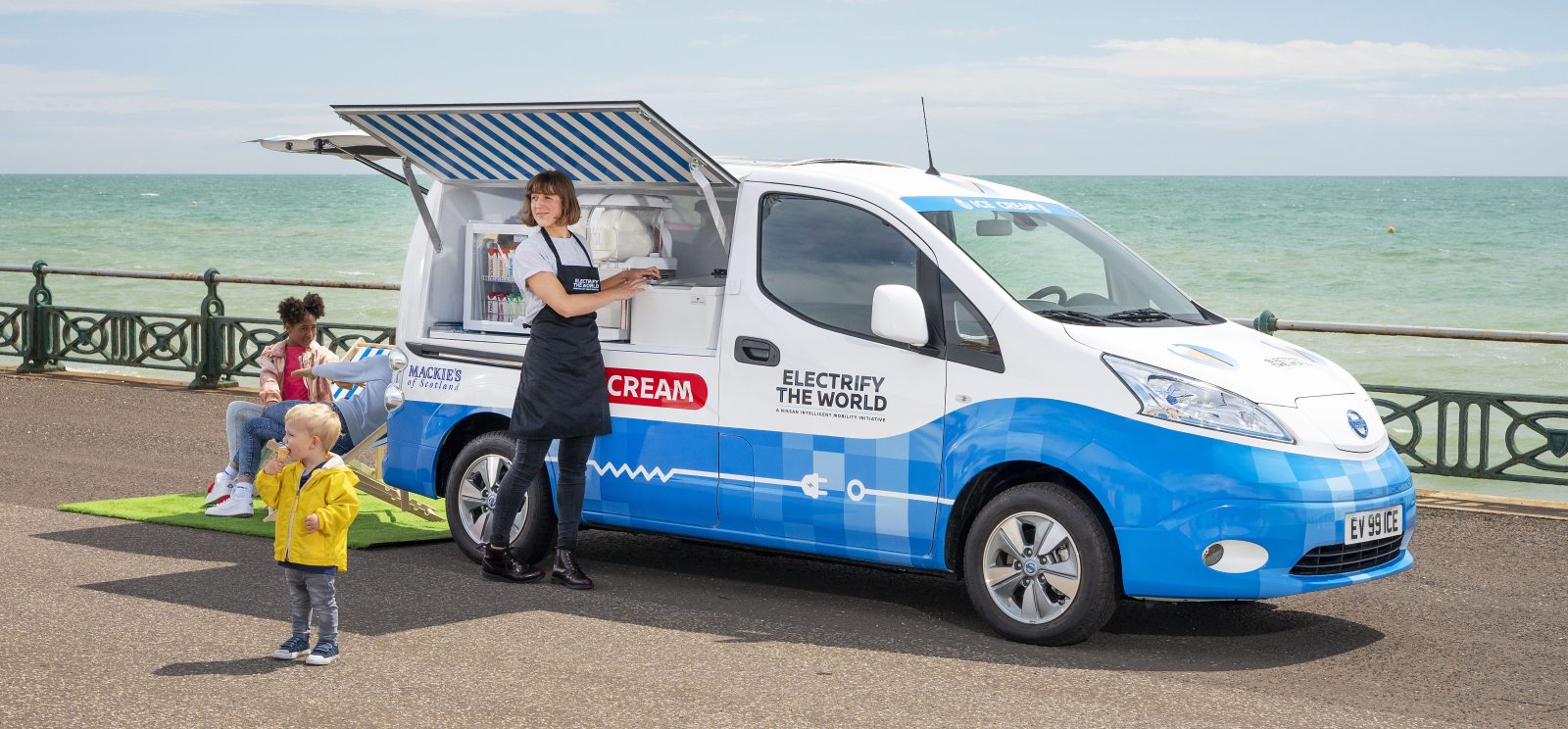 Chiếc xe tải điện bán kem e –NV200 của Nissan